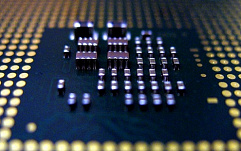 Уязвимость Spectre позволяет обойти защиту Intel SGX