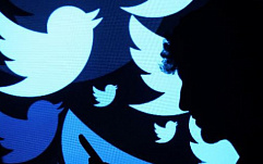 Сотрудники Twitter читают переписку пользователей и просматривают их интимные фото