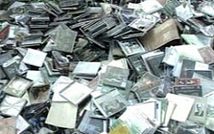 За первые 6 месяцев 2007 года сотрудники ГУВД Москвы изъяли более 3 млн. "пиратских" дисков